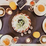 Tillga Glueck - 4 Stars Hotel Obertilliach