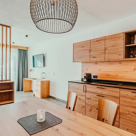 Tillga Glueck - 4 Stars Hotel