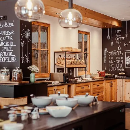 Отель Tillga Glueck - 4 Stars