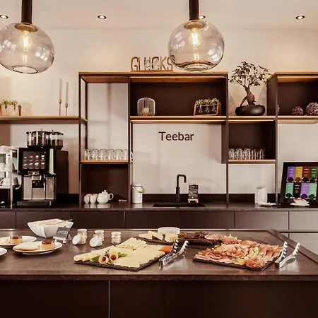 Tillga Glueck - 4 Stars Hotel