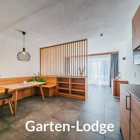 Tillga Glueck - 4 Stars 4* Obertilliach