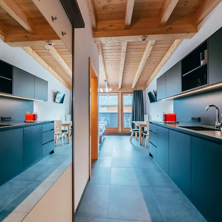 Tillga Glueck - 4 Stars Hotel Obertilliach