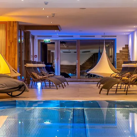 Tillga Glueck - 4 Stars