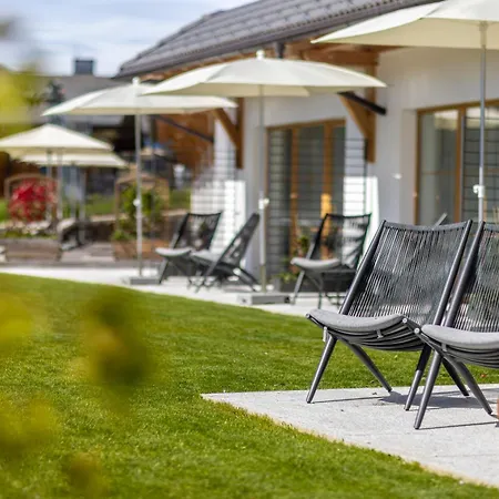 Tillga Glueck - 4 Stars Obertilliach