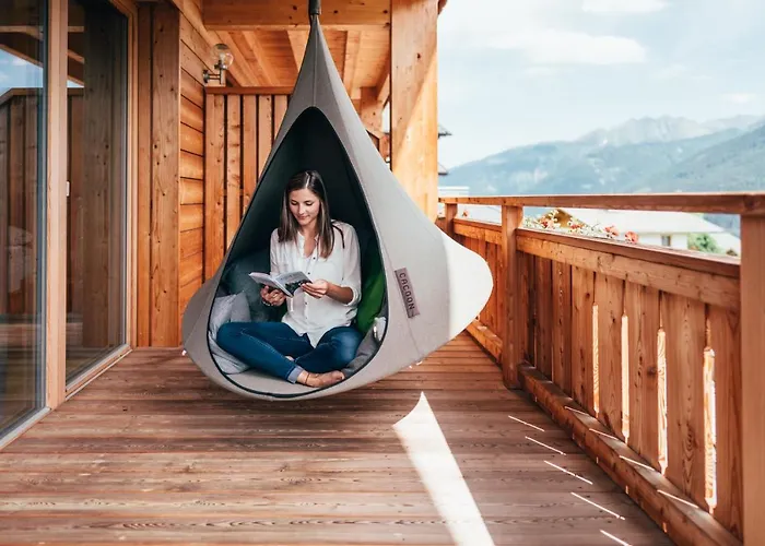 Tillga Glueck - 4 Stars 4*