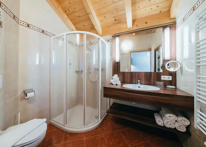 Tillga Glueck - 4 Stars