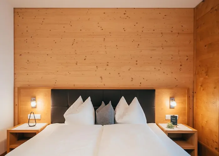 Hotel Tillga Glueck - 4 Stars Obertilliach