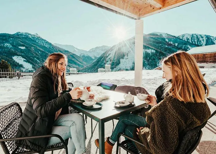 Tillga Glueck - 4 Stars Obertilliach