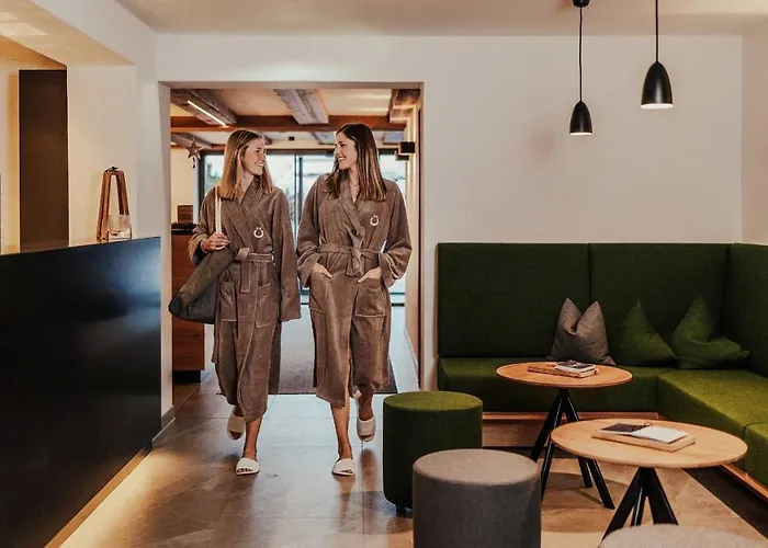 Tillga Glueck - 4 Stars 4* Obertilliach