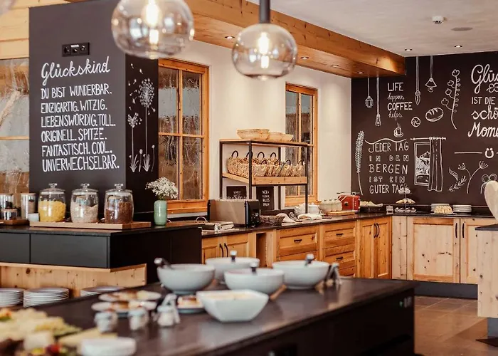 Hotel Tillga Glueck - 4 Stars