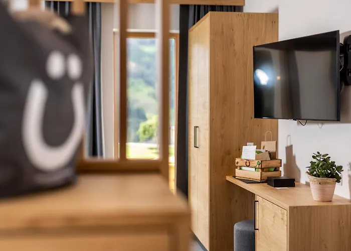 Hotel Tillga Glueck - 4 Stars Obertilliach