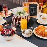 Tillga Glueck - 4 Stars Hotel