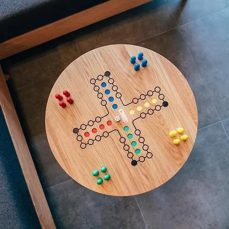 Tillga Glueck - 4 Stars