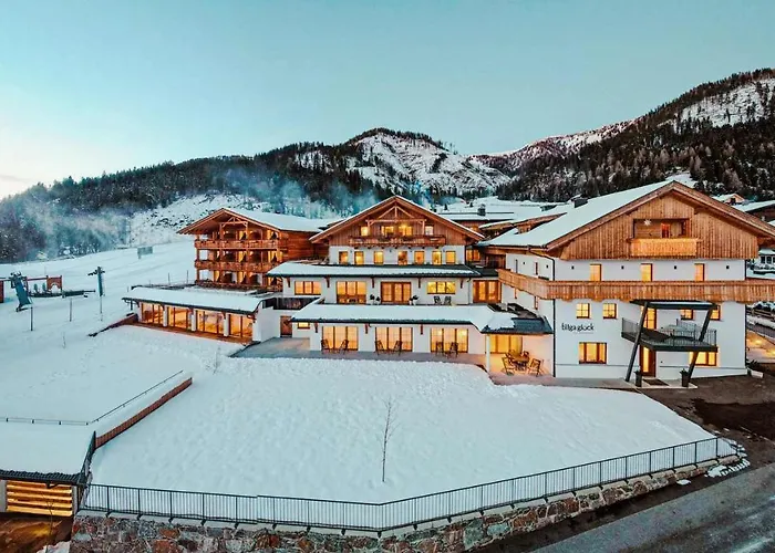 Tillga Glueck - 4 Stars Obertilliach